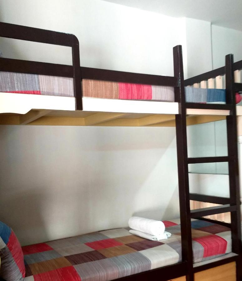 Park Vil-la Apartelle Quezon City Bagian luar foto